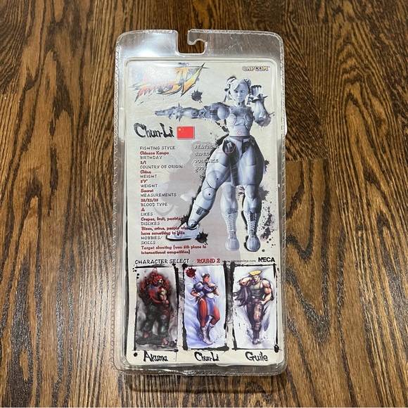 NECA Capcom Street Fighter IV Fighting Game - Chun Li Action Figure - Picture 4 of 7